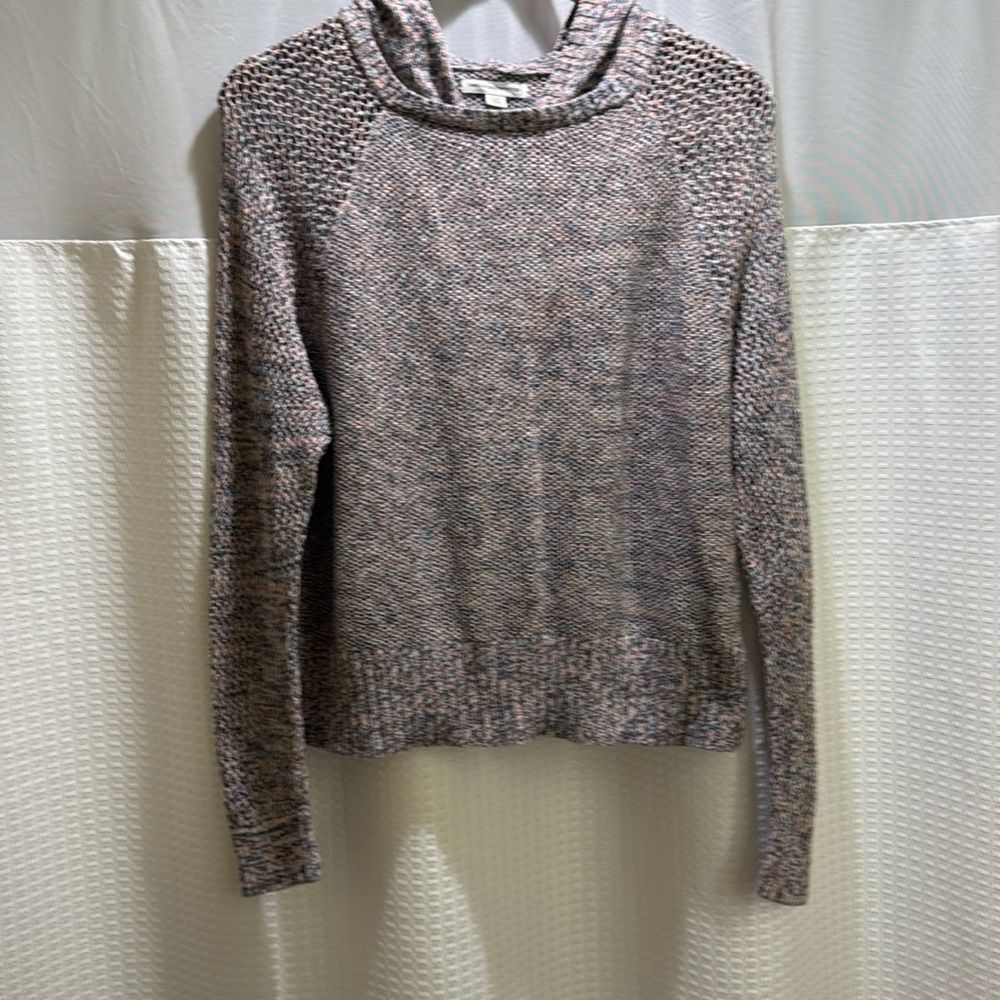 American Eagle Sweater!!